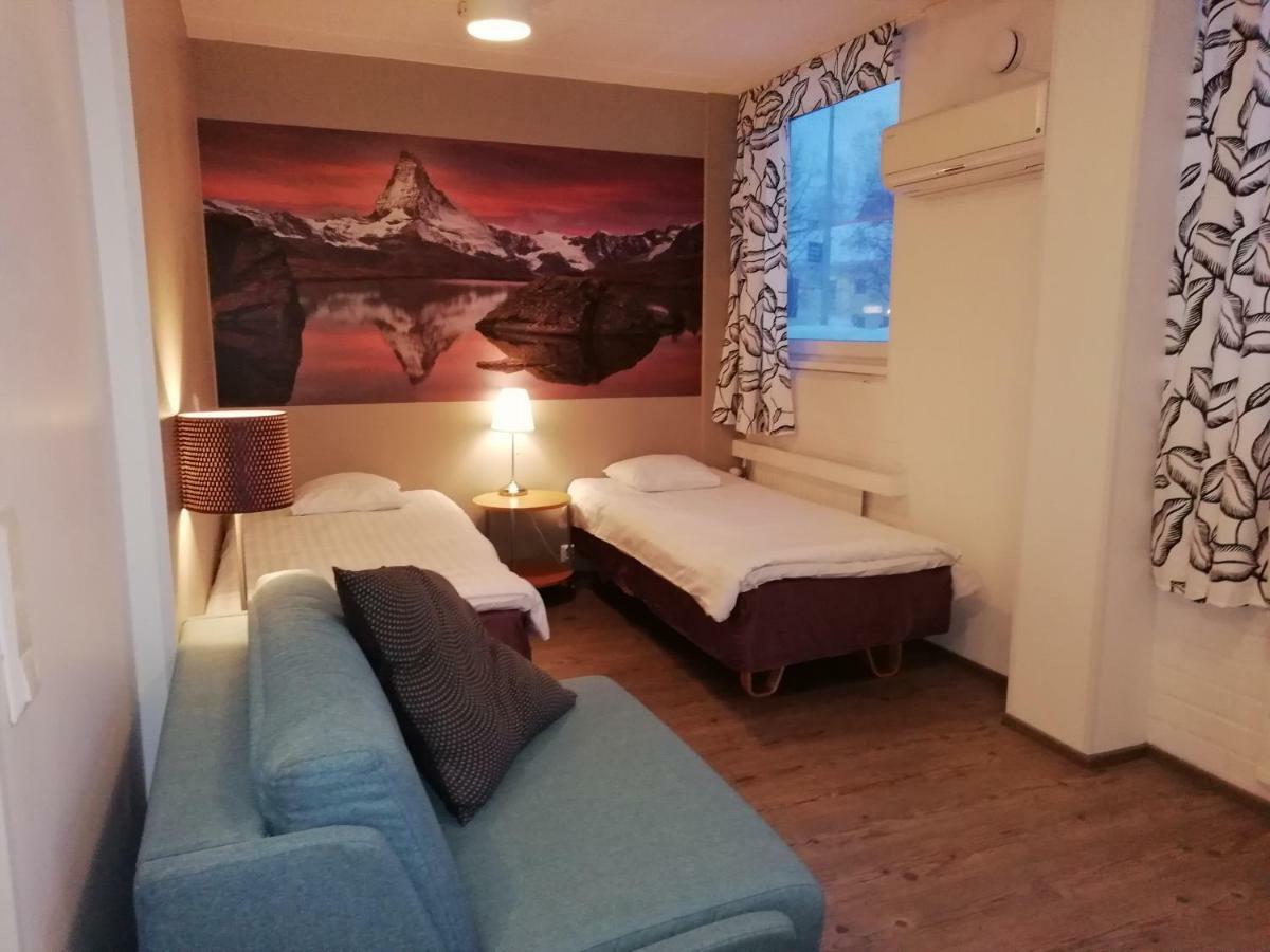 Hotel Turistihovi 쿠볼라 외부 사진